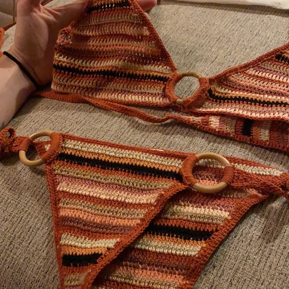 New unworn bathing suit, crotchet - Picture 3 of 4